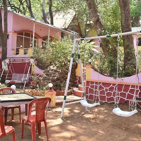 Green Hill Resort Matheran Exteriör bild