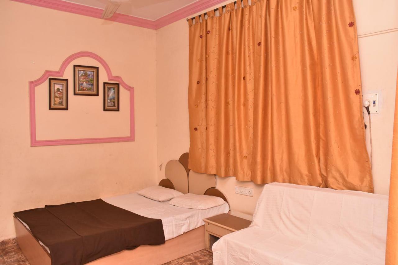 Green Hill Resort Matheran Exteriör bild