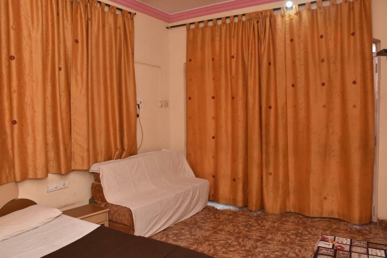 Green Hill Resort Matheran Exteriör bild