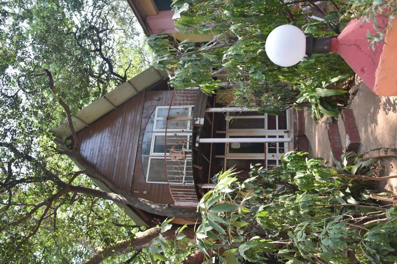 Green Hill Resort Matheran Exteriör bild